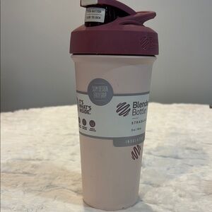BlenderBottle 25oz Stainless Steel Strada Water Bottle - SEE DETAILS.